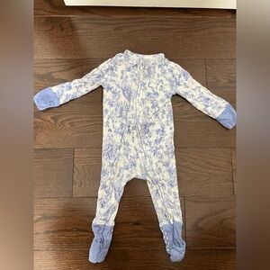 Posh Peanut Baby onesie 6-9 mo
